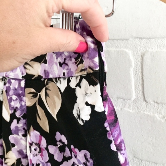 White House|Black Market Skirt Lilac Hydrangea Black Cream Pleated Coquette Sz 4 - Picture 3 of 13